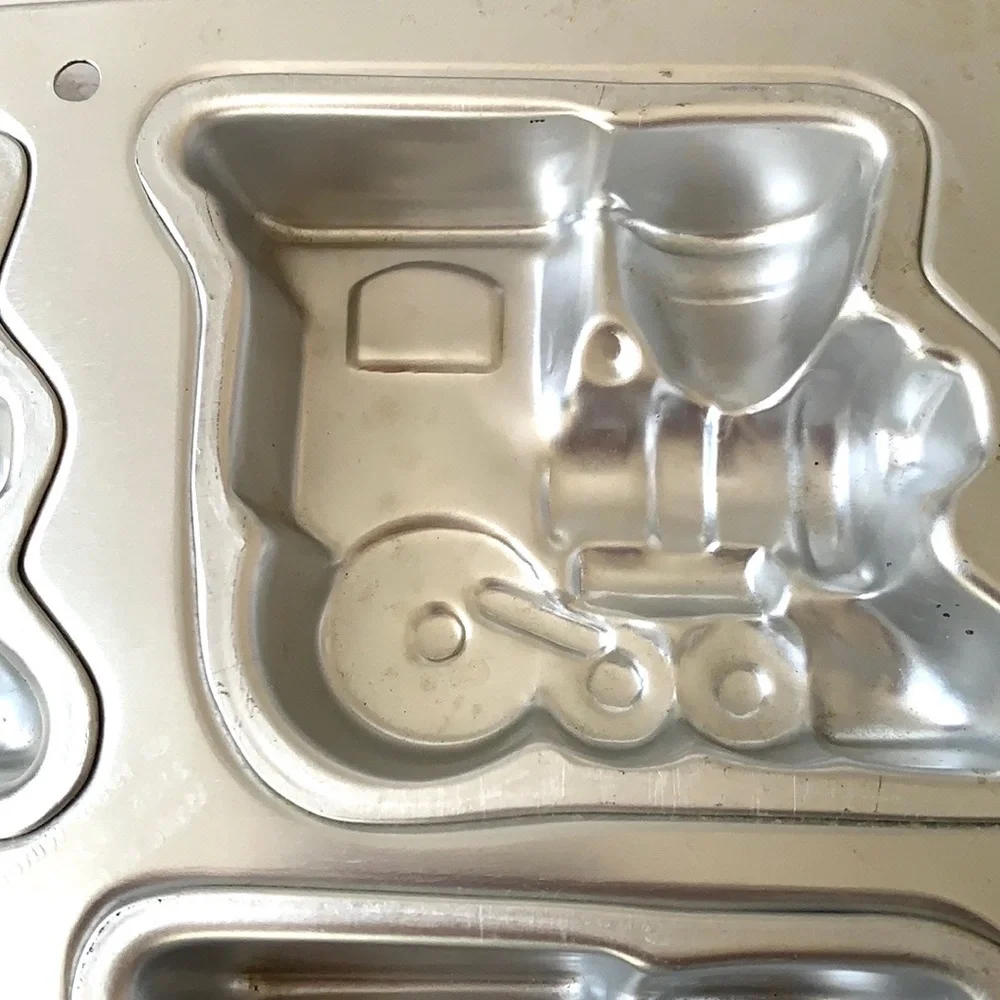 Train Engine Baking Sheet Pan Wilton Metal Tin Cake Pan